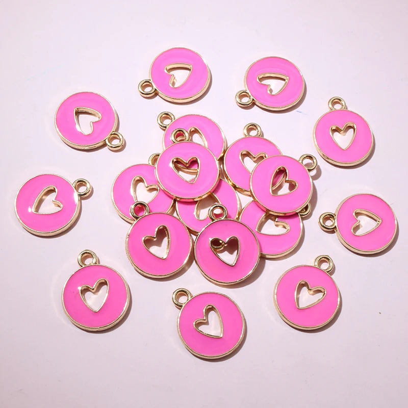 20 Stück 15 x 12 mm Emaille doppelseitig hohle Herz Charms Anhänger DIY Schmuckherstellung Zubehör für Armband Ohrringe Halskette