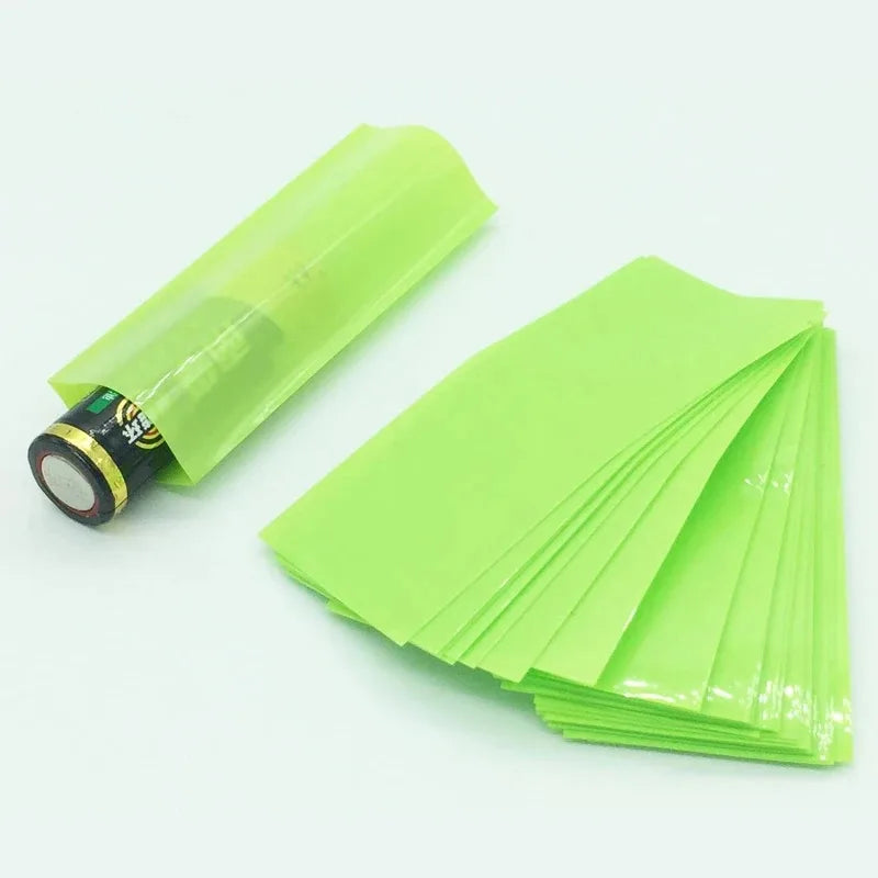 100 Stück flache PVC-Schrumpfschläuche, Batteriefolie für 18650 Lithium-Batterie, Schrumpfschlauch, sortiertes Kit, selbstklebender Isolator