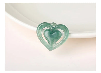 1 piece natural stone Guatemala jadeite carved heart shape emerald bead for jewelry making DIY necklace bracelet charms accessories