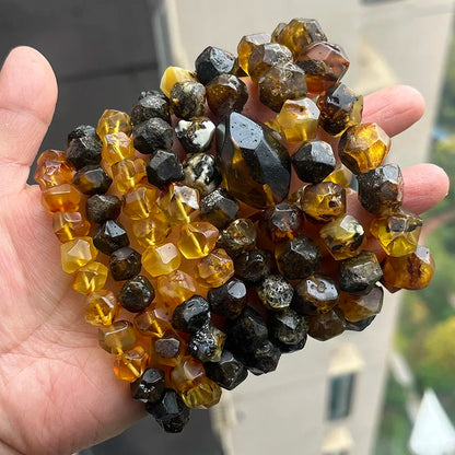 Natürliche Bernstein-Armbänder als Geschenk, einzigartige coole schwarze Perlen, original medizinischer Spezialstein, 2026, neuer Diy-Heilschmuck im Großhandel