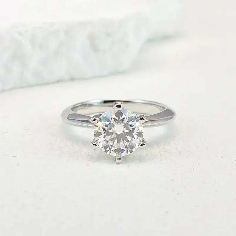 NeeTim 0,5–5 ct Moissanit-Ring für Damen, 925er Sterlingsilber mit weißvergoldetem Labordiamant, Verlobungs- und Ehering-Schmuck