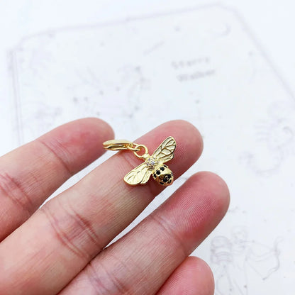 925 Sterling Silber Schöne Gold Farbe Bee Tier Anhänger Charme Für Frauen Männer Edlen Schmuck