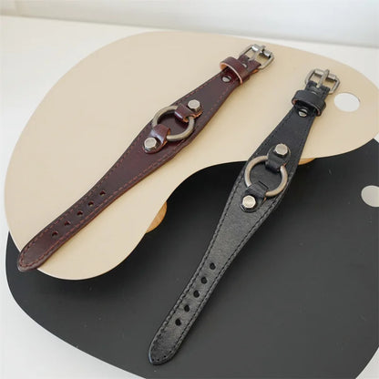 MKENDN Vintage pflanzlich gegerbtes Rindsleder-Manschettenarmband für Männer und Frauen, Punk-Armreif, geriebenes Distressed-Denim-farbiges Armband