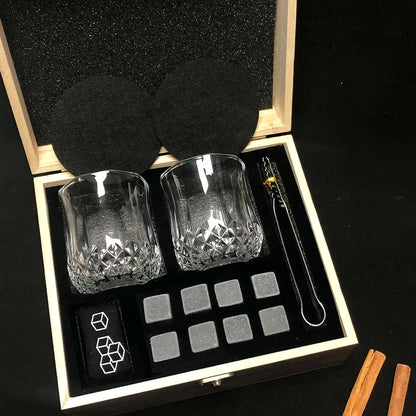 Geschenkset mit Whiskey-Steinen, 8 Whiskey-Steine, 2 Gläser, Eiszange, wiederverwendbare Whiskey-Steine, Geschenk für Männer, Vatertagsgeschenk, Bar-Party-Set